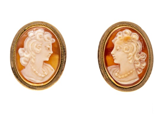 14K Classic Opposing Cameo Earrings
