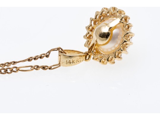 14K Pearl And Diamond Pendant Necklace