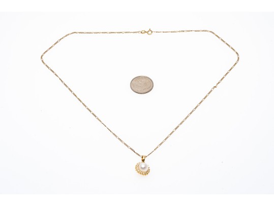 14K Pearl And Diamond Pendant Necklace