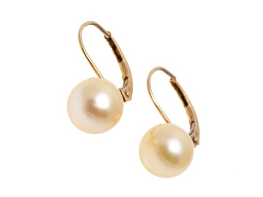 14k Yellow Gold Classic 7.75 Mm Cultured Pearl Drop Earrings