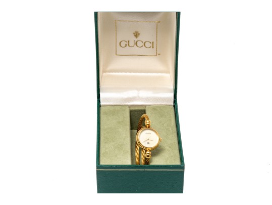 Fantastic Gucci Cable Wire Band Quartz Watch
