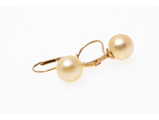 14k Yellow Gold Classic 7.75 Mm Cultured Pearl Drop Earrings