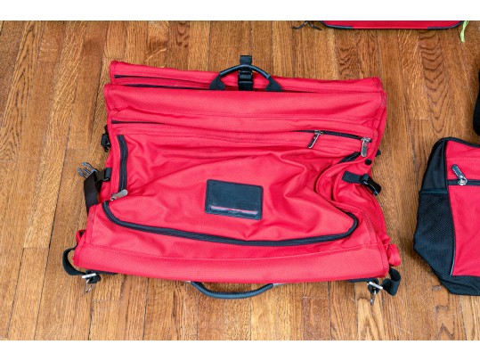 Set Of 5 Swiss, Victorionox Canvas Luggage Pieces