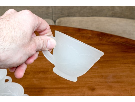 Fabulous Glass Punch Bowl With 12 Cups