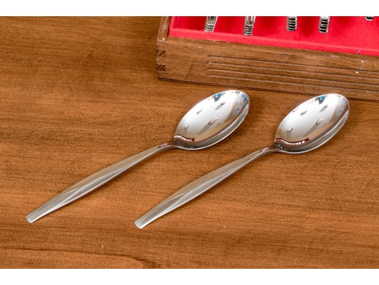 Wm. Rogers MFG. Co. Solid Stainless Steel Flatware Service, With Case