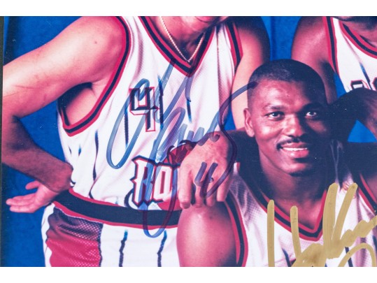 Autographed Houston Rockets Basketball Memorabilia Photograph