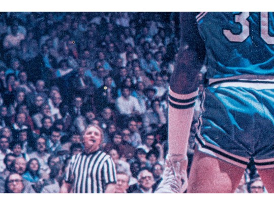 Autographed Magic Johnson Sports Illustrated Cover