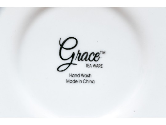 Adorable Villeroy & Bosch & Grace Ceramic Serving Wares