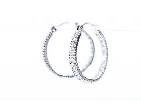 14k White Gold Glass Hoop Earrings