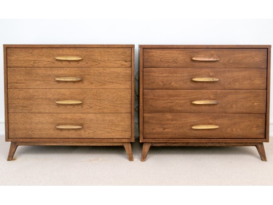 Pair Of Heritage Henredon Mid Century Modern Dressers