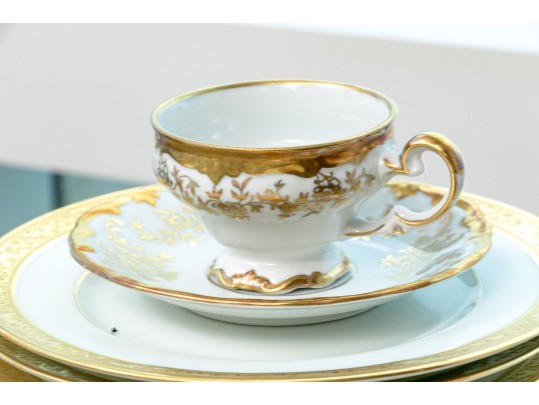 Large Vintage Raynaud Limoges Partial Dinner Service With Complementary Vintage Coffee Set