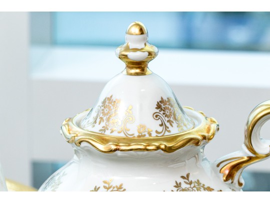 Large Vintage Raynaud Limoges Partial Dinner Service With Complementary Vintage Coffee Set