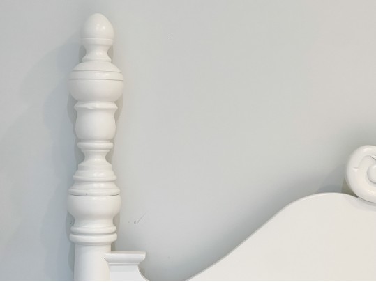 Elegant French Bedstead With Fleur De Lis Finial 