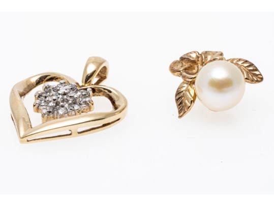 10K Heart And Floral Pearl Set Pendants