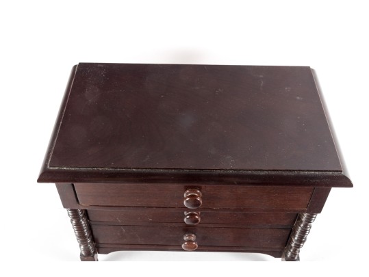 Craftique Salesman's Sample Empire Jewelry Chest
