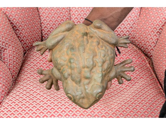 Vintage Vase Iron Garden Frog