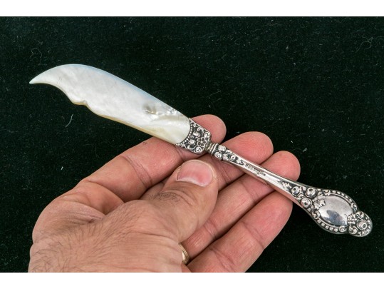 Mother Of Pearl Caviar Plate With Two Sterling Handled Knives