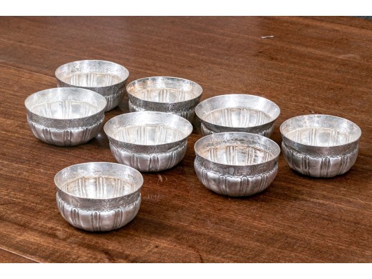 Set Of Eight Rustic .900 Silver Animal And Floral Etched Bowls, 39.34 Ozt