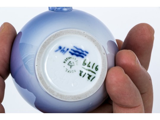 Royal Copenhagen Ombre Blue To White Demitasse Espresso Set