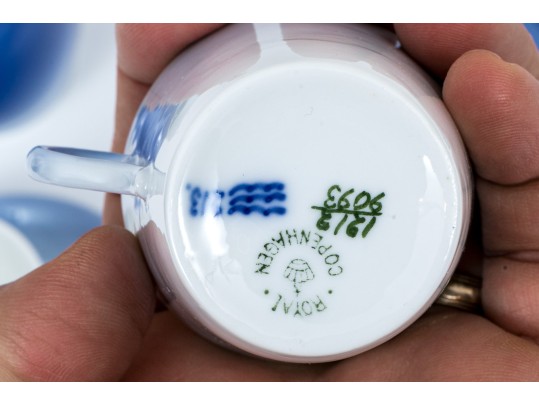 Royal Copenhagen Ombre Blue To White Demitasse Espresso Set