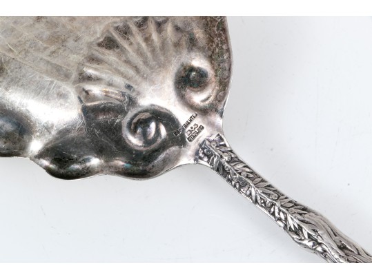 Gorham Beautiful Vintage Sterling Silver Large Versailles Flat Handle Knife/Crumber