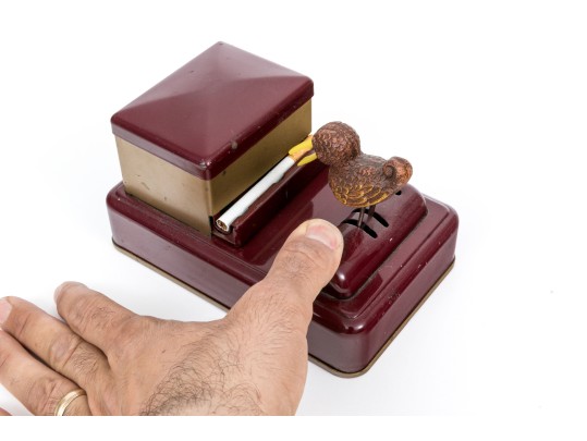 Fun Vintage Bird Motif Maroon And Gold Tone Vintage Cigarette Dispenser