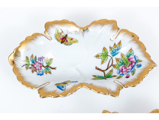 Pair Of Herend 'Queen Victoria' Leaf Form Dresser Top Dishes