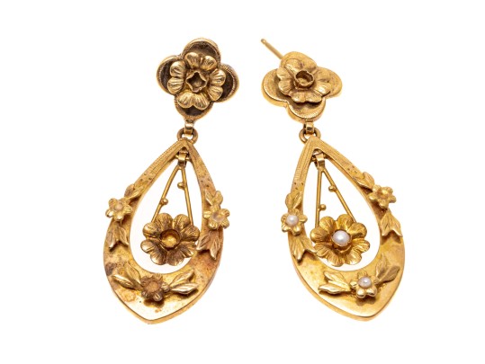 14k Gold Lovely Antique Victorian Floral Motif Drop Pendant Earrings
