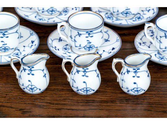 Vintage Continental Blue And White Porcelain Demitasse Set