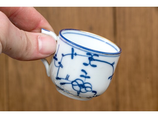 Vintage Continental Blue And White Porcelain Demitasse Set