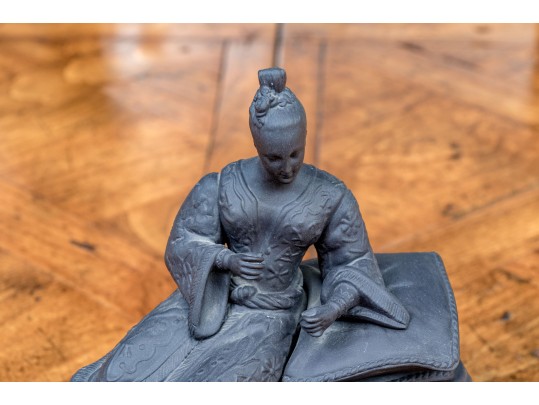 Lovely Baker Knapp & Tubbs Reclining Woman