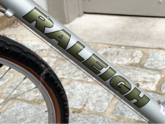 Raleigh SC 40 Mens Bike