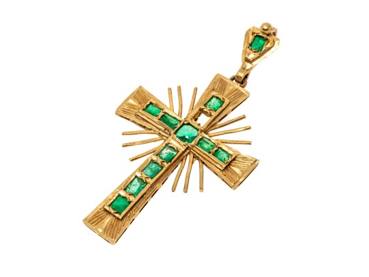 18k Yellow Gold Impactful Emerald Set Cross, Approximately 0.86 TCW