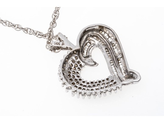 14k White Gold And Diamond Heart Pendant Necklace