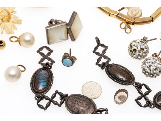 Collection Of Scrap And Fashon Jewelry