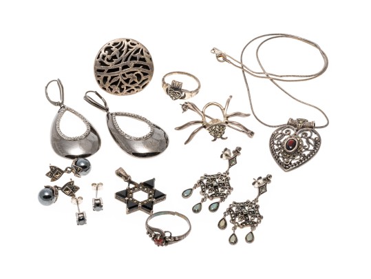 Excellent Lot Of Sterling Silver Jewelry