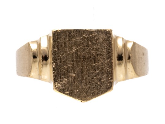14K Yellow Gold Shield Signet Ring, Size 6.25