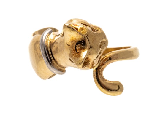 Charming 18K Cat Form Ring, Size 4.5