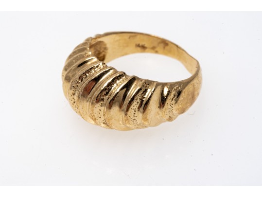 Effortless 14K Ribbed Dome Ring, Size 6