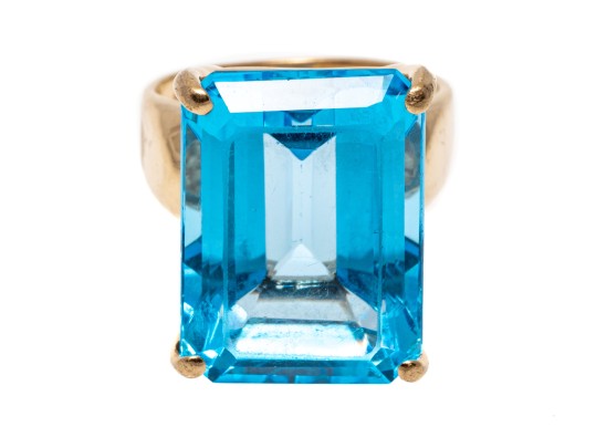 10K Yellow Gold Blue Topaz Statement Ring, Size 5