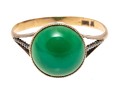 14k Yellow Gold Pretty Vintage Round Cabachon Green Chalcedony Ring, Size 7.75