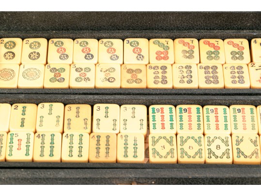 Vintage Mah Jong Set