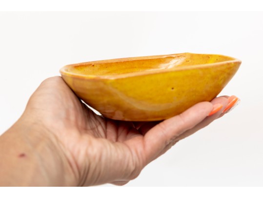 Neolia Cole Womack (1927 - 2016) Set Of Four Small Pottery Condiment Dishes