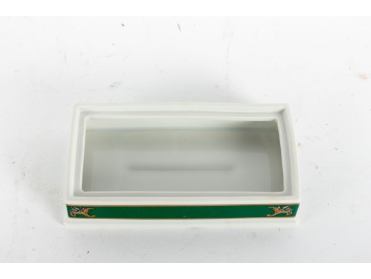 Elizabeth Arden Porcelain 