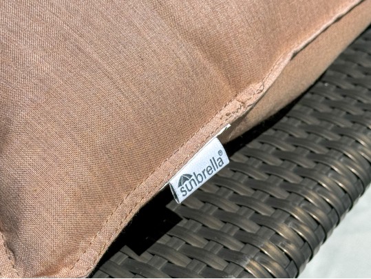 Brown Jordan Outdoor Dining Table With Six Armchairs