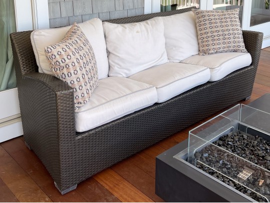 Awesome Brown Jordan Outdoor Sofa