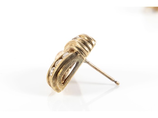 14k Yellow Gold Diamond Knot Stud Earrings