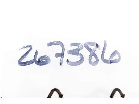 14k Yellow Gold Diamond Knot Stud Earrings