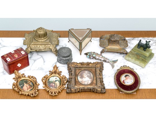 Antique & Vintage Miscellaneous Table Top Wares