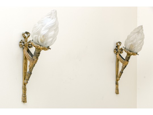 Distinguished Vintage Pair Gilt Bronze Wall Sconces